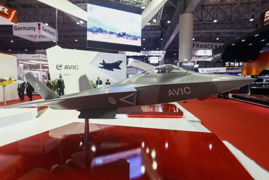 中俄共同打造新型太空系统 上百颗卫星组成