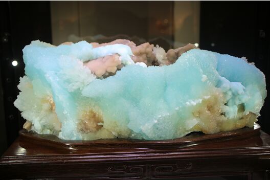 宝藏“一带一路”博物馆 开启赏石文化新里程