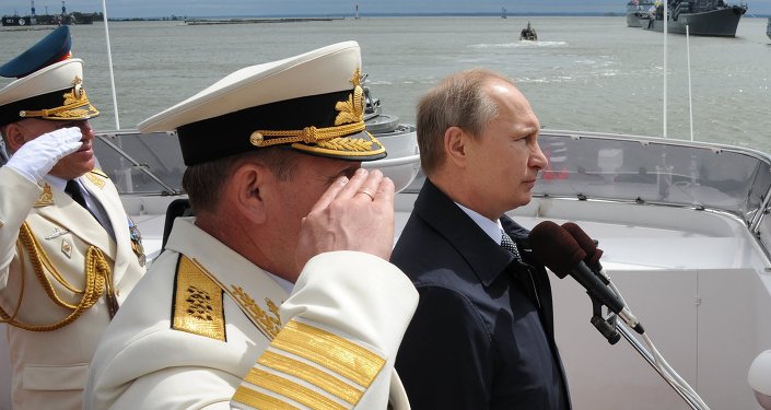 普京：俄海军成功保障俄国防能力