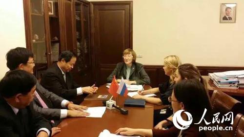 加强跨境旅游合作会议现场