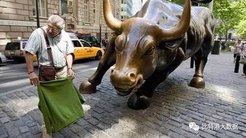 据CNNmoney文章,恭喜美国股民,美股2016年的涨至创纪录的水平。道指的表现非常亮眼,涨幅达到13.4%,逼近20000点。